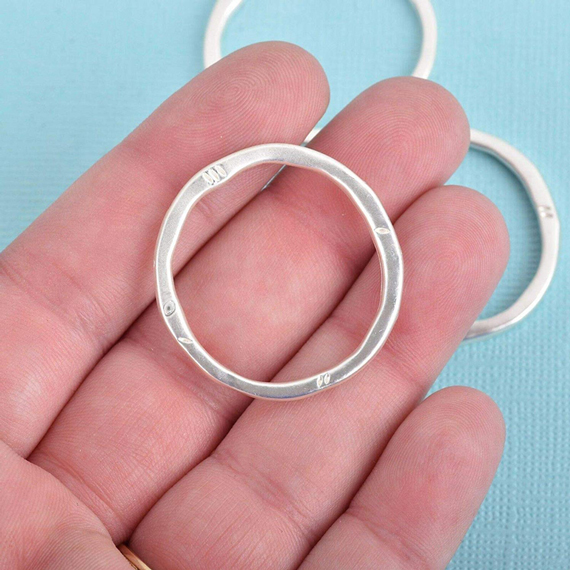 Washer-and-Ring-Links