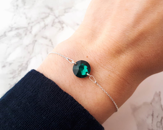 Round-Emerald-Sterling-Silver-Birthstone-Necklace