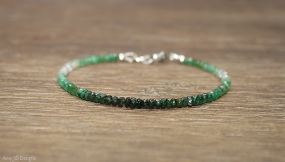 Shaded-Emerald-Birthstone-Beaded-Bracelet