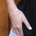 Silver-Thumb-Hand-Chain-Bracelet