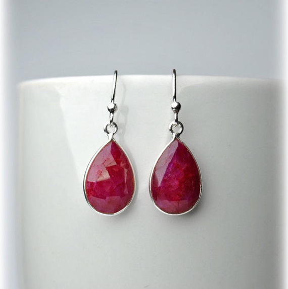 Red-Ruby-Gemstone-Teardrop-Earrings