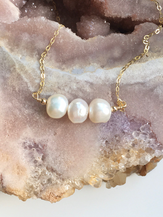 Pearl-Birthstone-Bar-Necklace