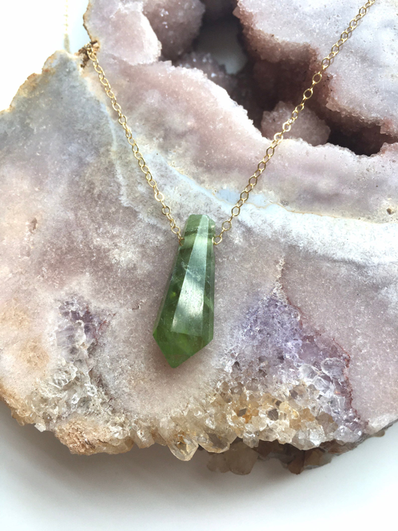Peridot-Pointed-Bead-Pendant-Necklace